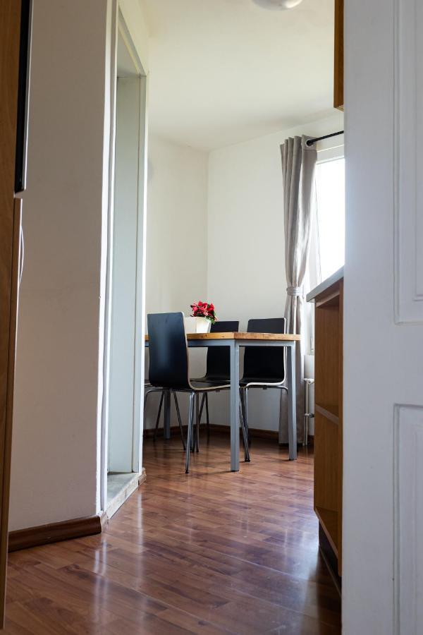 Cukrarna Guest Accommodation Kranj Extérieur photo