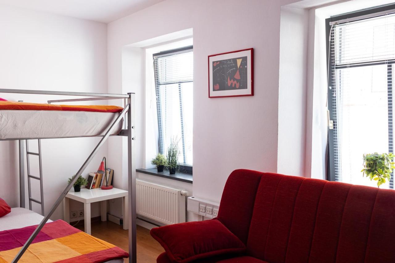 Cukrarna Guest Accommodation Kranj Extérieur photo
