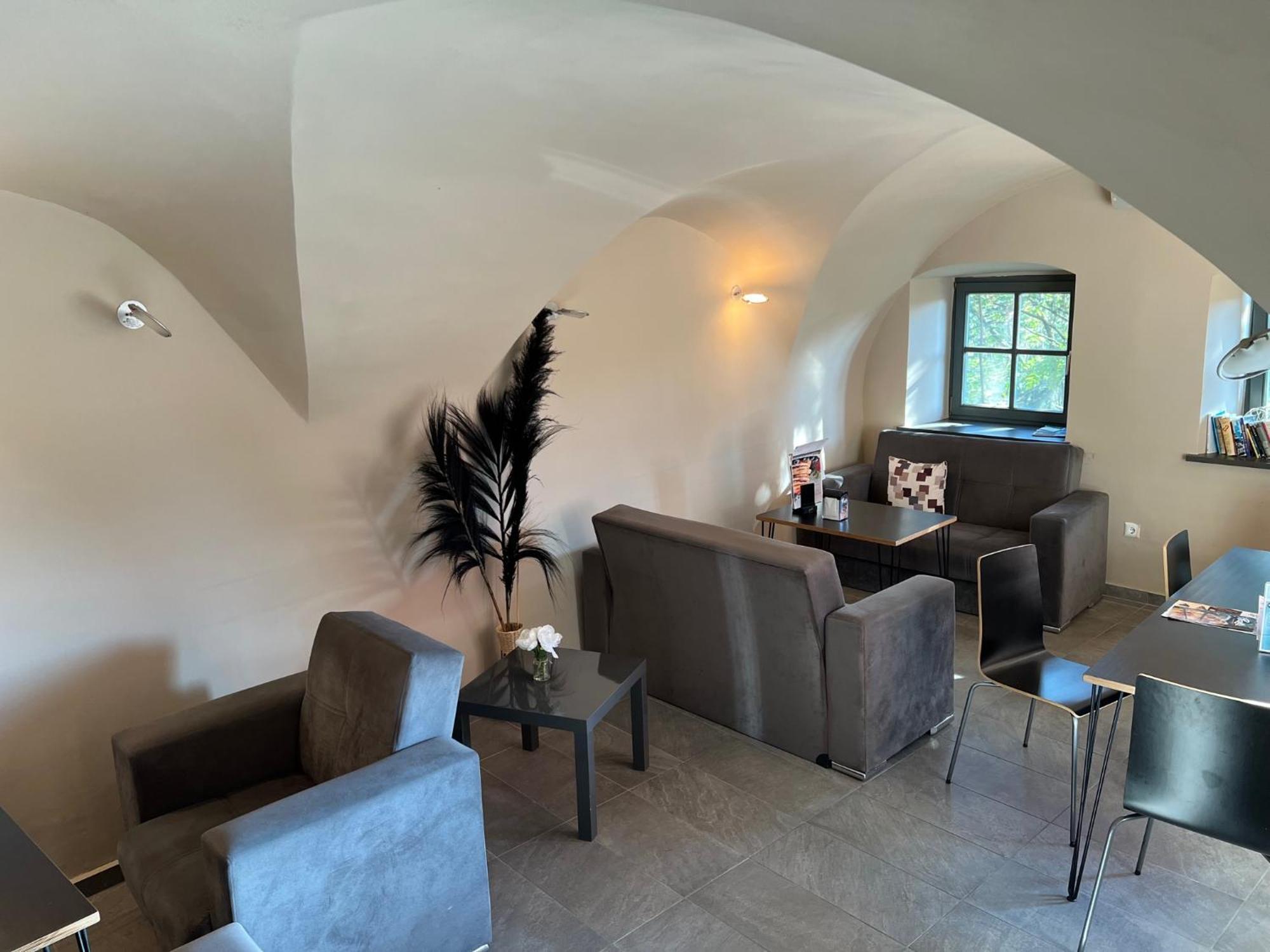 Cukrarna Guest Accommodation Kranj Extérieur photo